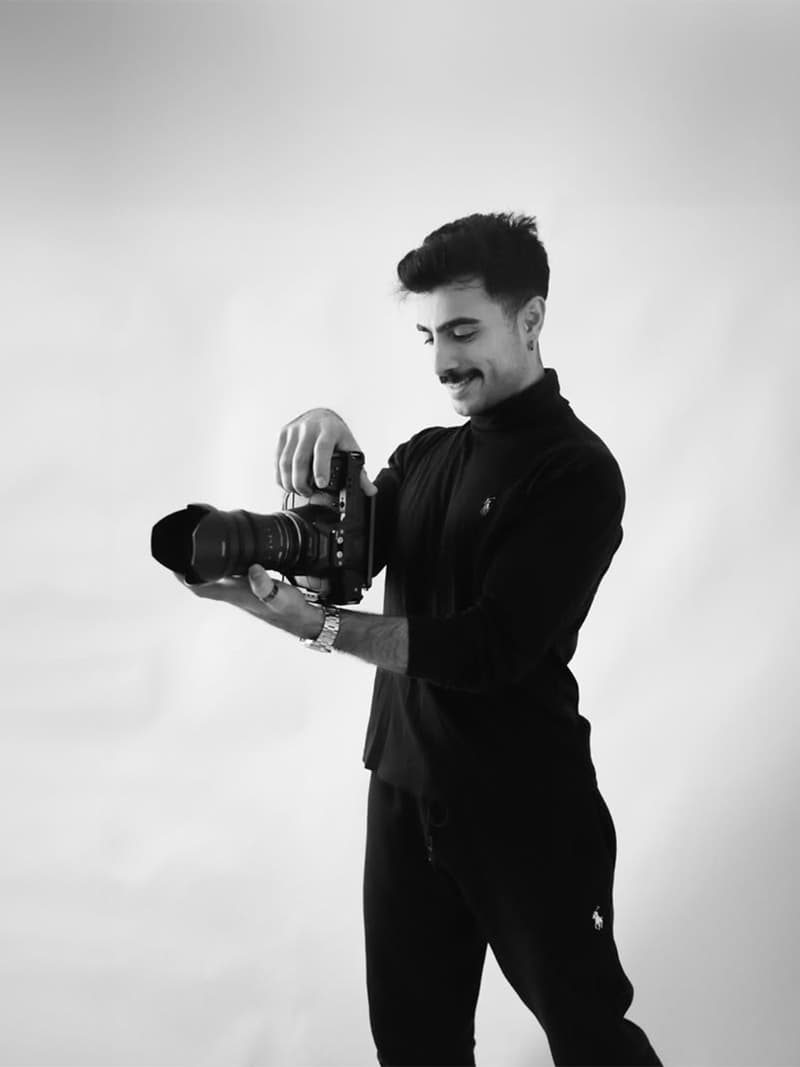 Portrait of the photographer behind Cocomel Portraits